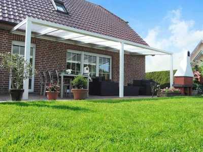 Produktbild von 500 x 250cm Aluminium Terrassenüberdachung Madrid Weiß mit Stegplatten