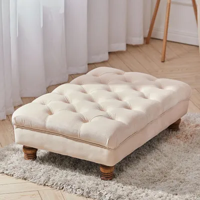 Produktbild von Livingandhome Samtgepolsterter Fußhocker mit Knopfheftung & Holzbeinen – vielseitig, stabil, glamourös