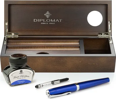 Produktbild von Füllhalter-Set Diplomat Excellence A2 Skyline Blau mit Schreibtinte und Stiftetui aus Wenge-Holz