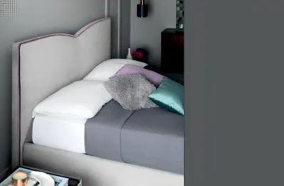 Produktbild von Doppelbett 200x200cm Designer Bett Doppel Betten Neu Modernes Hotel Leder Stoff