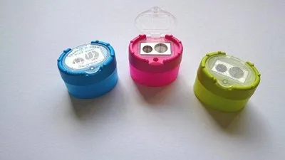 Zdjęcie produktu dla Tłoczona obudowa z tworzywa sztucznego w różnych kolorach