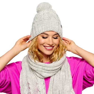 Produktbild von Omgoods – Wintermütze für Damen mit Pompon und Strickdesign
