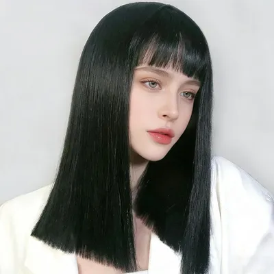 Imagen del producto de Peluca estilo bob con flequillo, color , fibra de alta temperatura, ideal para uso diario
