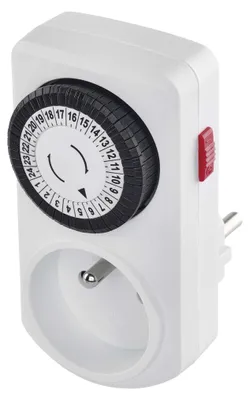Časovač – mechanická spínací zásuvka 15FD/3A