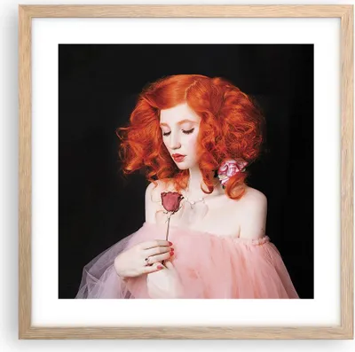 Produktbild von Gerahmtes Poster - Rahmen in heller Eiche - Erz Frau Rose - 40x40 cm - Wand Bild - Wanddeko - Wandbilder - Kunstposter - Wandposter - Bilderrahmen - Bilder - Kunstdruck - P2NAC40x40-4369