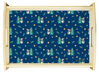 Produktbild von Mr. & Mrs. Panda Holztablett Pinguin Weihnachtsbaum - Blau - Geschenk, Servier Tablett, Winter, Bett-Tablett, Weihnachten, Serviertablett, Deko