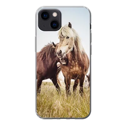 Produktbild von MuchoWow® Handyhülle Schutzhülle Hülle für iPhone 13 Pferde - Gras - Frühling Silikon Softcase Handy Hülle - Karteninhaber