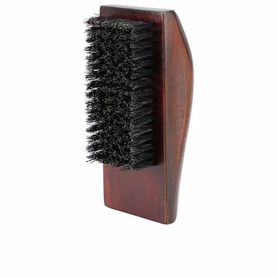 Imagen del producto de Pincel rectangular natural para barba Lussoni. Unidad individual
