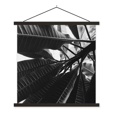Produktbild von MuchoWow® Textilposter Palmenblatt - Tropisch 90x90 cm mit schwarzem Rahmen - Magnetisches