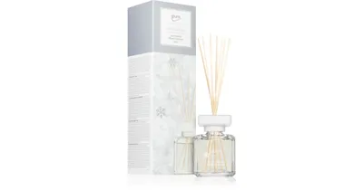 Productafbeelding van Ipuro Essentials Snowflake Aroma Diffuser 100 ml - Een winterse sfeer met de geur van muskus, amandelbloem en cacao