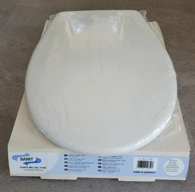 Produktbild von SANIT WC-Sitz 2100 Alpin-Weiß Thermoplast mit Edelstahlscharnieren