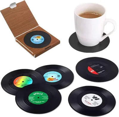 Produktbild von Untersetzer für Getränke mit Geschenkbox, Retro-Schallplatten-CD-Untersetzer, 6er-Set, rutschfest und perfekt für Restaurant/Bar/Party/Kuchendekoration