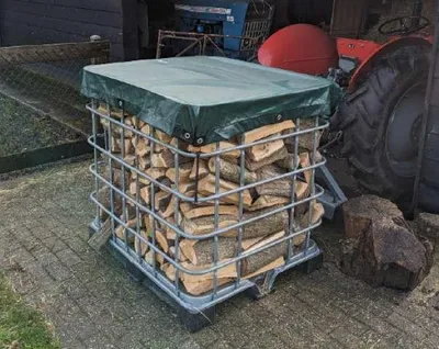 Produktbild von Xstrong IBC Plane mit Ösen - 1PACK - 1.2X1M - Grün - Wetterfeste Plane - UV-beständig - Abdeckplane für IBC-Gittercontainer
