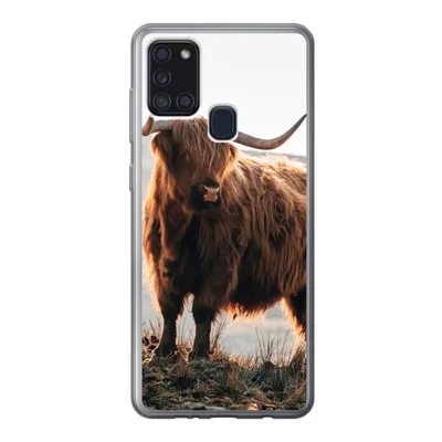 Produktbild von MuchoWow® Handyhülle Schutzhülle Hülle für Samsung Galaxy A21s Schottische Highlander - Tiere - Ländlich - Landschaft - Kuh - Natur Silikon Softcase Handy Hülle - Hartschale