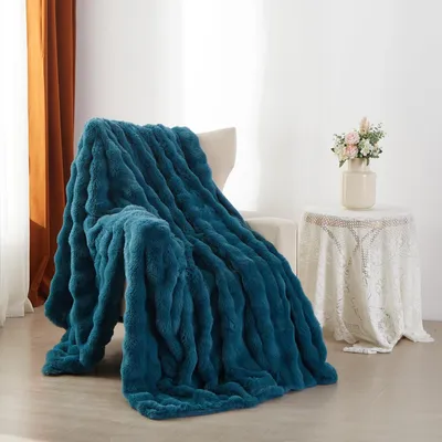 Productafbeelding van Knuffeldekens, zacht en warm, 220 x 240 cm, geschikt voor bank en bed