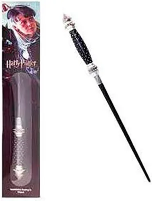 A Harry Potter Narcissa Malfoy wand replica is displayed next to its packaging.
