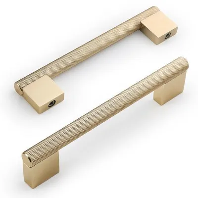 Zdjęcie produktu dla Zestaw 10 eleganckich, złotych uchwytów do mebli wykonanych ze stali nierdzewnej, rozstaw otworów 128 mm – idealne do szaf, szuflad, komód i drzwi