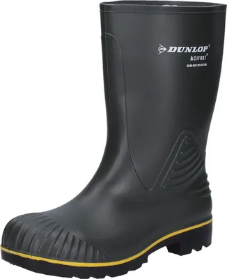 A black Dunlop Acifort boot with a yellow sole trim, shown against a white background.