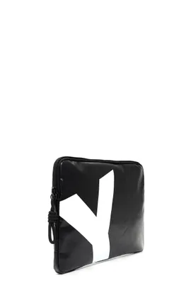 Produktbild von SURI FREY Laptopsleeve Jessey Plane schwarz