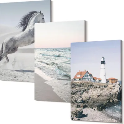Produktbild von Leinwandbilder – Wandbilder – Leinwandbild – Canvas Bild – Polycanvas – Kunstdruck – – Modern – Aufhängefertig – Mehrteilig – 3-Teilig – 20x30 Cm Pro Bild - Pferde in Bewegung Strand und Leuchtturm Wasserwellen