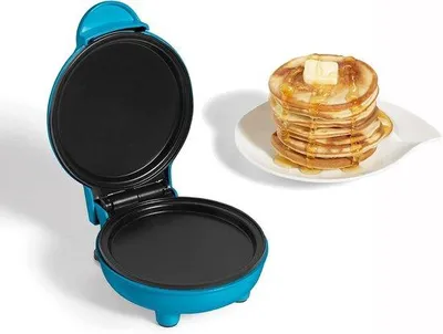 Productafbeelding van Mini pannenkoekenmachine - Ontbijtapparaat - 10 cm diameter - Turquoise kleur - Anti-aanbaklaag