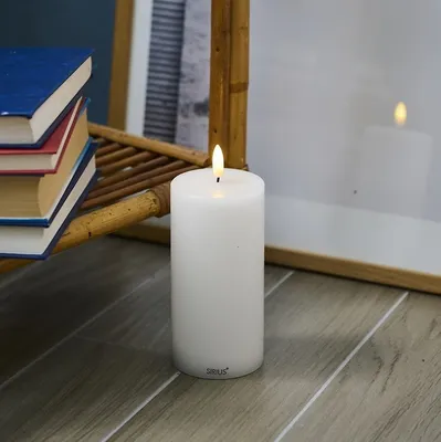 Produktbild von Sirius LED Kerze Sille 7,5 x 15 cm wiederaufladbar weiß