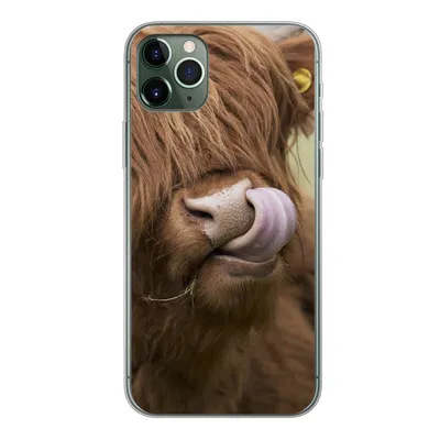 Produktbild von MuchoWow® Handyhülle Schutzhülle Hülle für iPhone 11 Pro Max Schottischer Highlander - Braun - Tiere Silikon Softcase Handy Hülle - Schutz