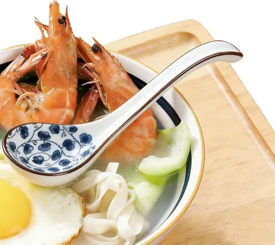 Produktbild von 4 Stück chinesische Keramik-Suppenlöffel, Set mit 4 japanischen Ramenlöffeln aus Porzellan für Ramen, Pho, Müsli, Wontons, Knödel und Miso
