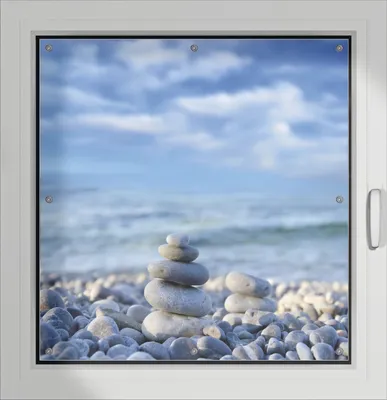 Produktbild von Wallario Lichtschutzbild, Dekorativer Sichtschutz Sonnenschutz 96 x 93 cm mit Motiv: Steinstapel am Strand - Verdunklung ohne Bohren