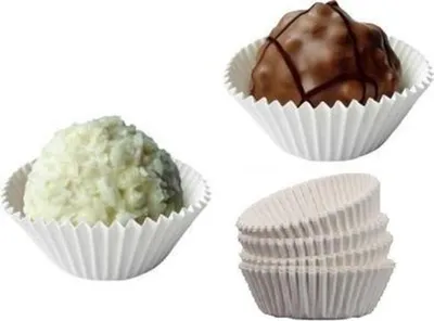 Produktbild von Weiße Muffinförmchen, Durchmesser 50 mm, Höhe 30 mm, 100 Stück.