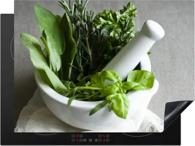 Produktbild von KitchenYeah© Herdabdeckplatte Die frischen Kräuter in einem Mörser , 70x52cm, Küche Deko, Glaskeramikkochfeld Herdabdeckung, Abdeckplatte fùr Kochfeld