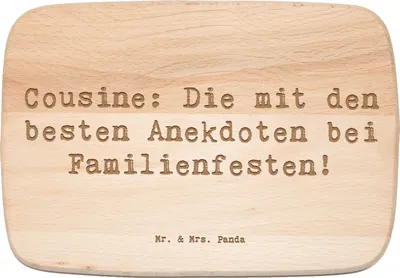 Produktbild von Mr. & Mrs. Panda Holzbrett Spruch Cousine Anekdoten - Transparent - Geschenk, Holzbrettchen, Erinnerungen, Freude, Aufmerksamkeiten, Küchenbrett, Geschenke, Bindung