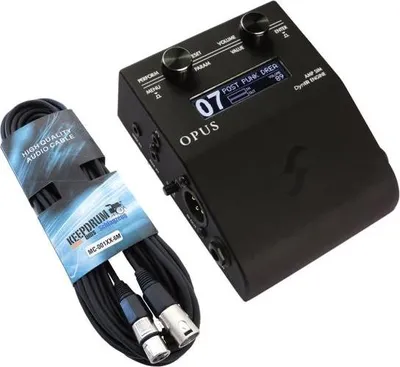 Produktbild von Two Notes Opus Amp und Cab Simulator mit XLR-Kabel