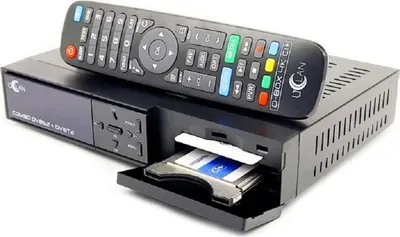 Produktbild von UCLAN D-Box 4K UHD Combo Receiver mit CI+ Schacht & Kartenleser, Sat- Kabel- & DVB-T2 Receiver für CI Plus, für Satellitenschüssel Kabelfernsehen & DVBT2, HDMI, Multistream + M@tec HDMI Kabel