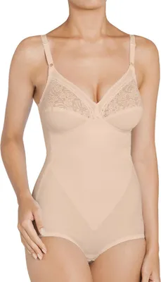 Produktbild von Triumph Formfit BS Body Spitzendetails am oberen Cup, Verstellbare Träger, Schleifen-Detail am Mittelsteg