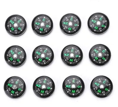 Productafbeelding van Navigatiekompas set - 12 stuks - Vol met vloeistof - Zakkompas - Geschikt voor wandelen - Vloeistofgevuld - Lichtgewicht en compact