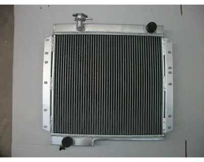 Obrázok produktu pre Radiátor Koeler – 3-vrstvový, 62 mm, hliníkový, univerzálny – 560x540x82 mm – chladič