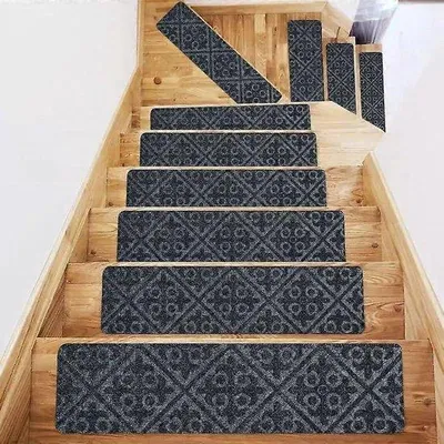 Produktbild von Antislip-Trittstufen für Holztreppe, selbstklebend, 76x20 cm, 4-teilig