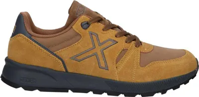 Image de Munich Sneakers 4151084 in AMARILLO color size 40