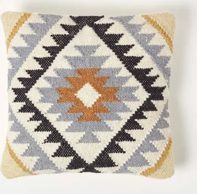 Produktbild von HOMESCAPES Handgewebtes Kelim-Kissen Agra – Kissen 45x45 cm mit Federfüllung