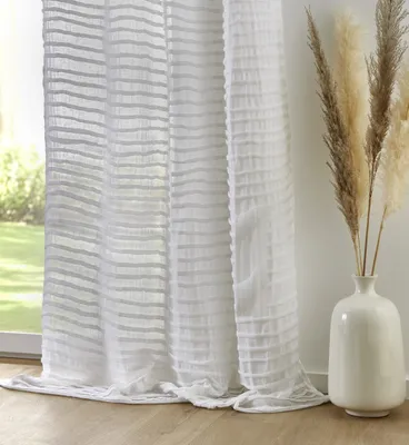 Produktbild von Kutti Vorhang Crinkle weiß Offwhite mit Ösen Musselin Polyester / Baumwolle weich luftig lichtdurchlässig Streifen Landhaus natürlicher Look bügelfrei 140 x 175 cm (1 Stück)