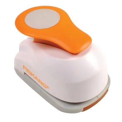 Obrázok produktu pre Dierovač FISKARS s motívom M "Circle", biely / oranžový