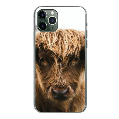 Produktbild von MuchoWow® Handyhülle Schutzhülle Hülle für iPhone 11 Pro Schottischer Highlander - Kuh - Gras - Tiere - Natur Silikon Softcase Handy Hülle - Handy