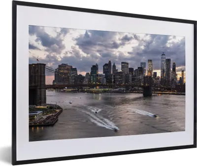 Produktbild von MuchoWow® Gerahmtes Poster New York - Brooklyn Bridge - Manhattan 60x40 cm - Poster mit Schwarzem Bilderrahmen Wandposter Rahmen Foto Bilder - Schlafzimmer - Plakat in Rahmen - Drucken