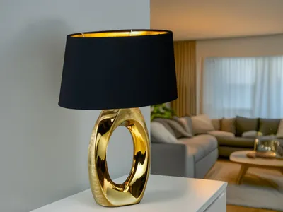 Immagine prodotto di Lampada da tavolo grande base in Vetroceramica color oro con paralume in tessuto nero Altezza 52 cm