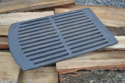 Image de SEZAM - Grille de poêle 36 x 22 cm Grille en fonte Grille de cheminée Grille de cendrier Poêle à bois Grille de four Grille de poêle Cheminée