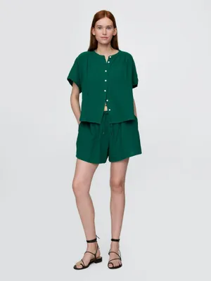 Produktbild von GAP Lässige Grüne Baumwoll-Shorts Größe M mit atmungsaktivem, elastischem Bund