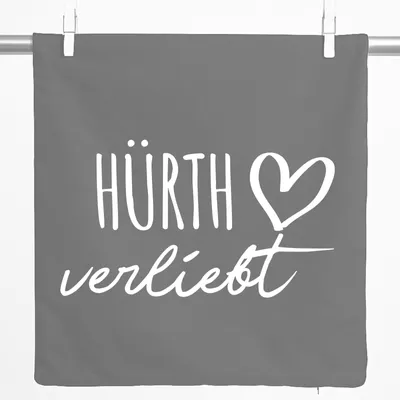 Produktbild von Huuraa Kissenbezug Hürth verliebt 40x40cm Steel Grey Baumwolle Dekokissenbezug Geschenkidee