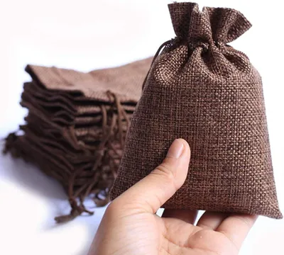 Produktbild von 30 Stück 15*20cm Jutesäckchen, Jute Beutel mit Kordelzug, Leinen-Säckchen Sackleinen Taschen, Klein Geschenksäckchen für Schmuck DIY Handwerk Hochzeit Party Weihnachte