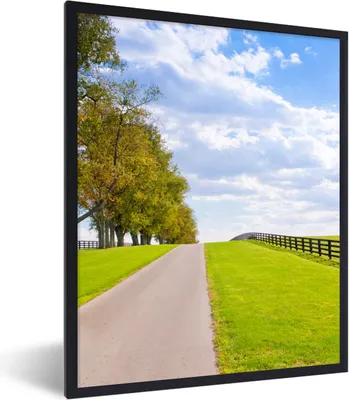 Produktbild von MuchoWow® Gerahmtes Poster Wolken - Bäume - Straße 30x40 cm - Poster mit Schwarzem Bilderrahmen Wandposter Rahmen Foto Bilder - Wanddeko - Kunstdrucke